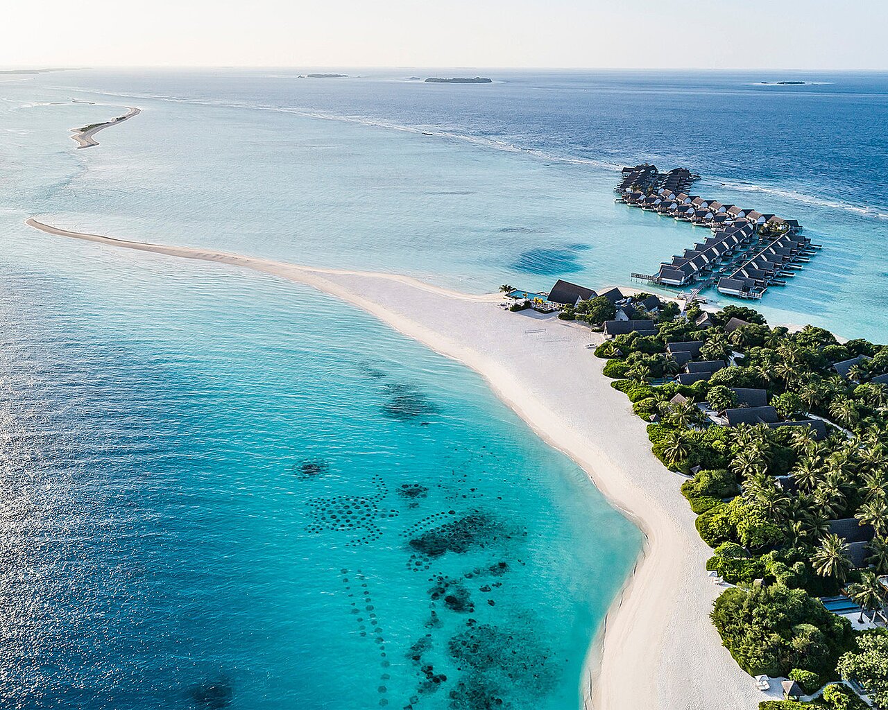 Four Seasons Resort Maldives At Landaa Giraavaru - 2