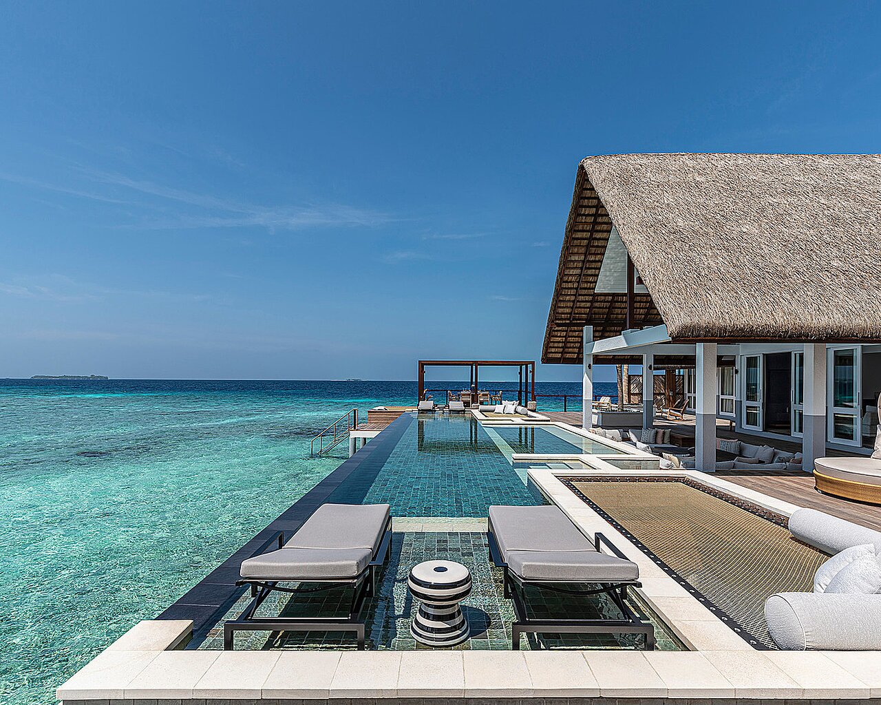 Four Seasons Resort Maldives At Landaa Giraavaru - 4