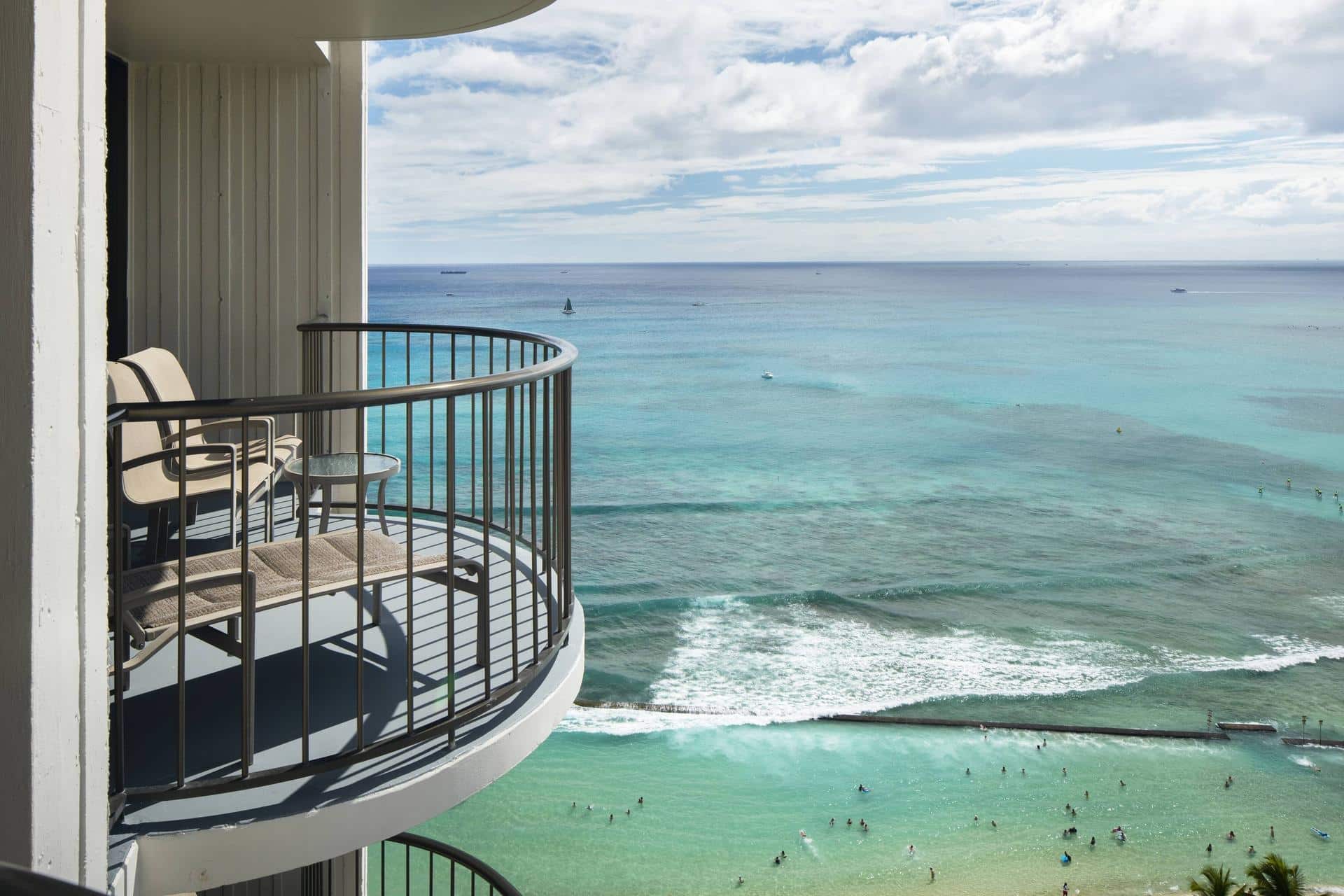 Waikiki Beach Marriott Resort & Spa - 4