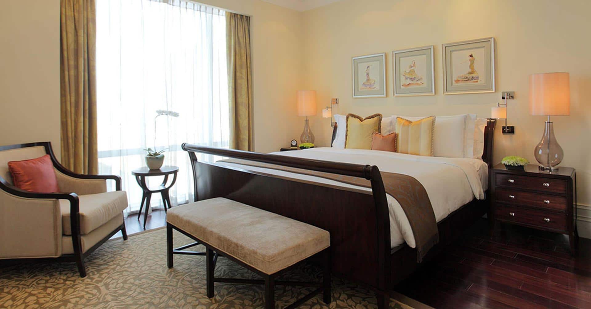 Raffles Makati - 5