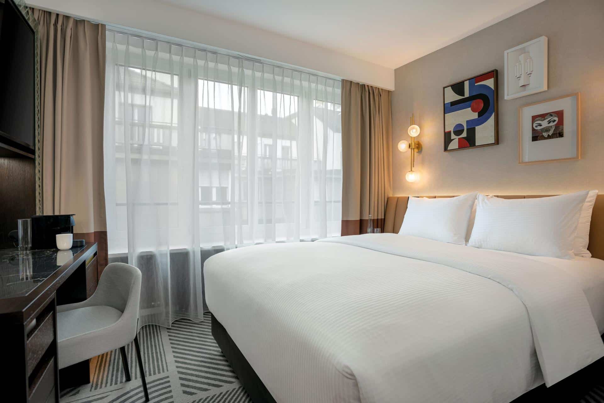 Neues Schloss Privat Hotel Zurich, Autograph Collection