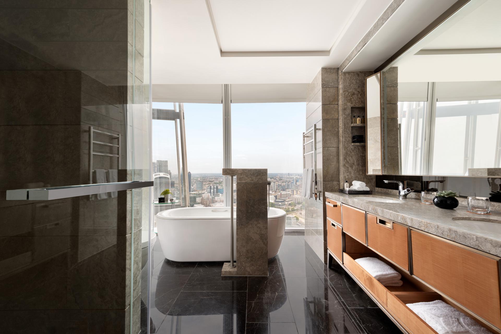 Shangri-La The Shard, London - 3