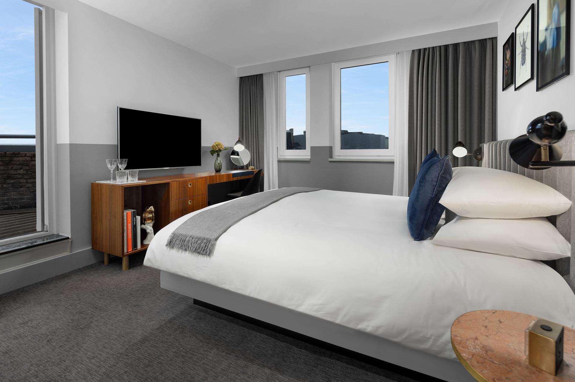 Kimpton De Witt - 5