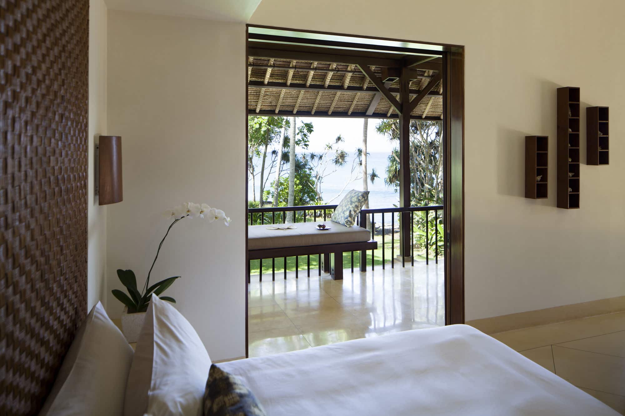 Alila Manggis - 3