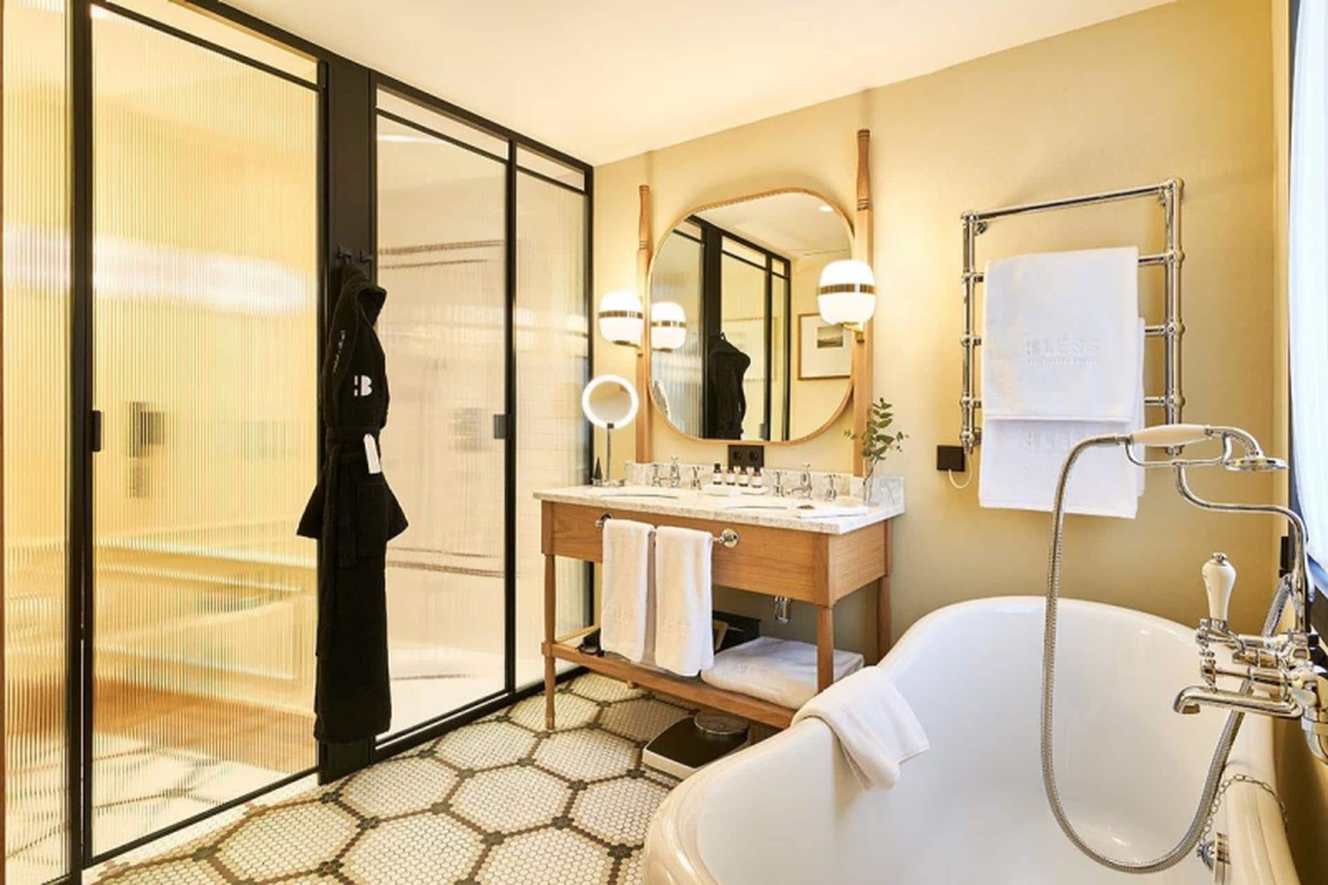 Bless Hotel Madrid - 4