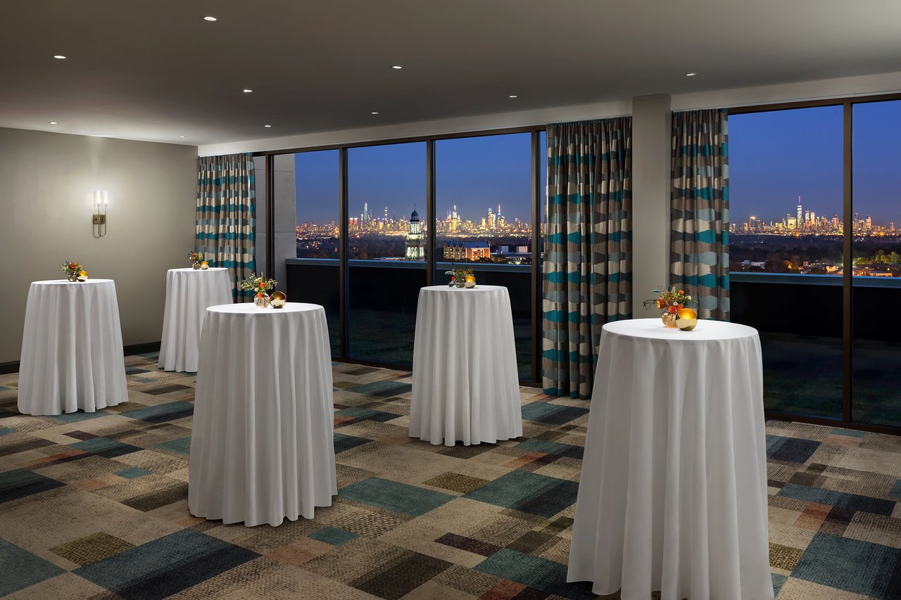 The Mc Hotel - 5