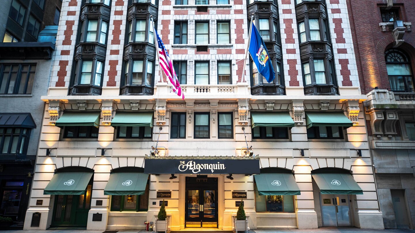 The Algonquin Hotel Times Square, Autograph Collection