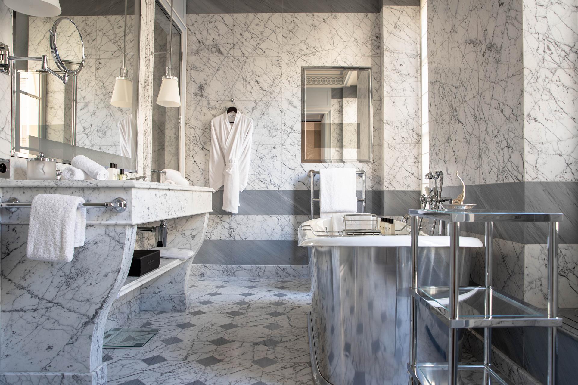 La Reserve Paris Hotel And Spa - 3
