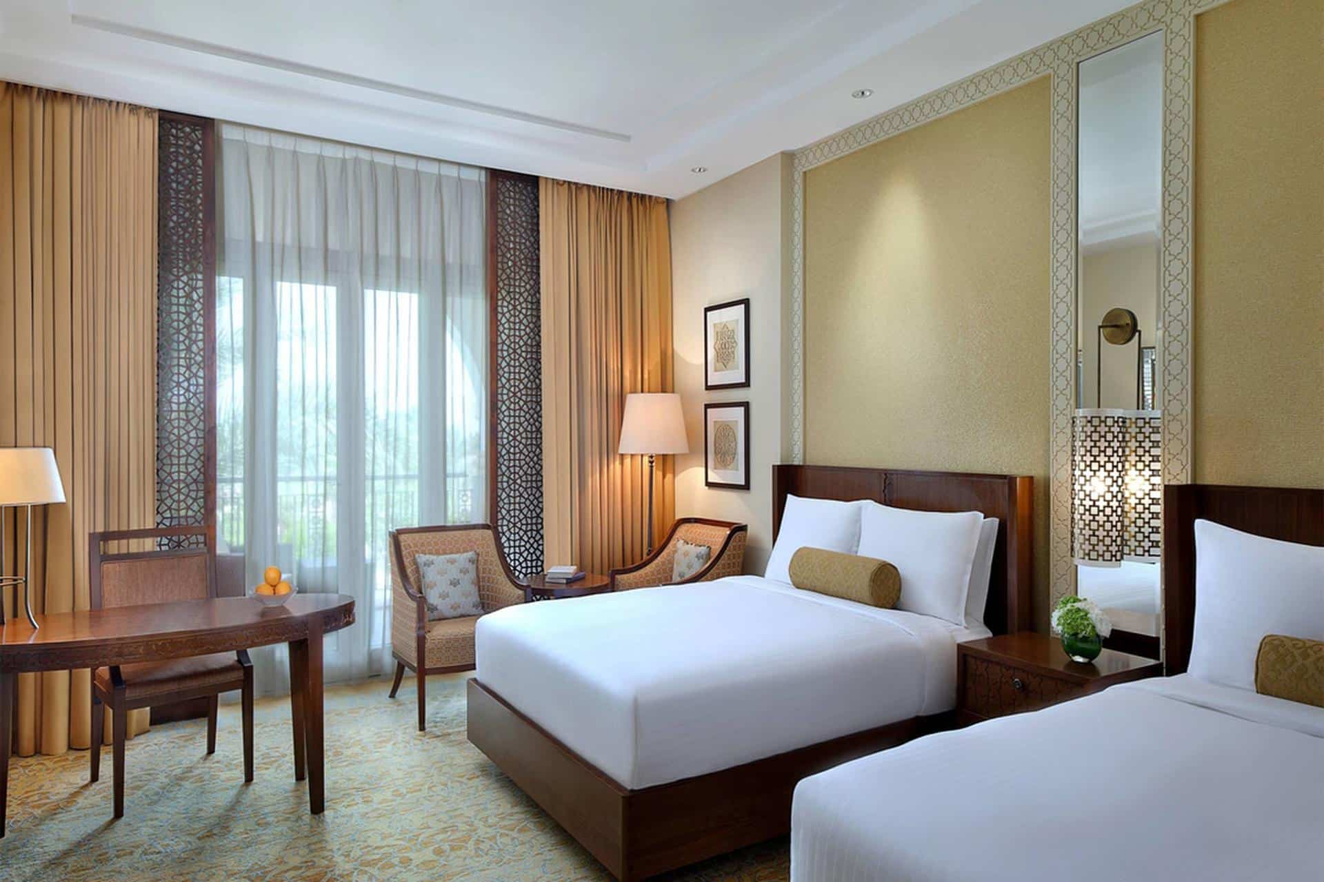 The Ritz-Carlton Dubai - 5