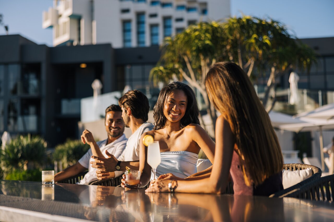 VEA Newport Beach, A Marriott Resort & Spa - 5