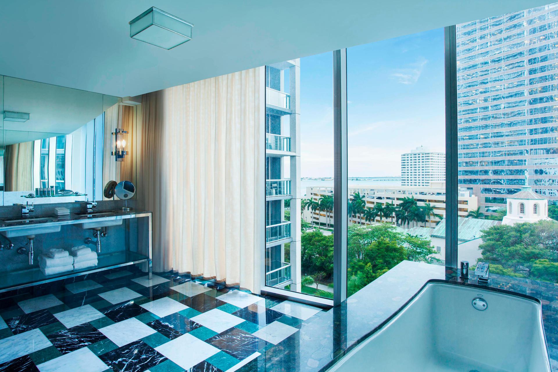 W Miami - 3
