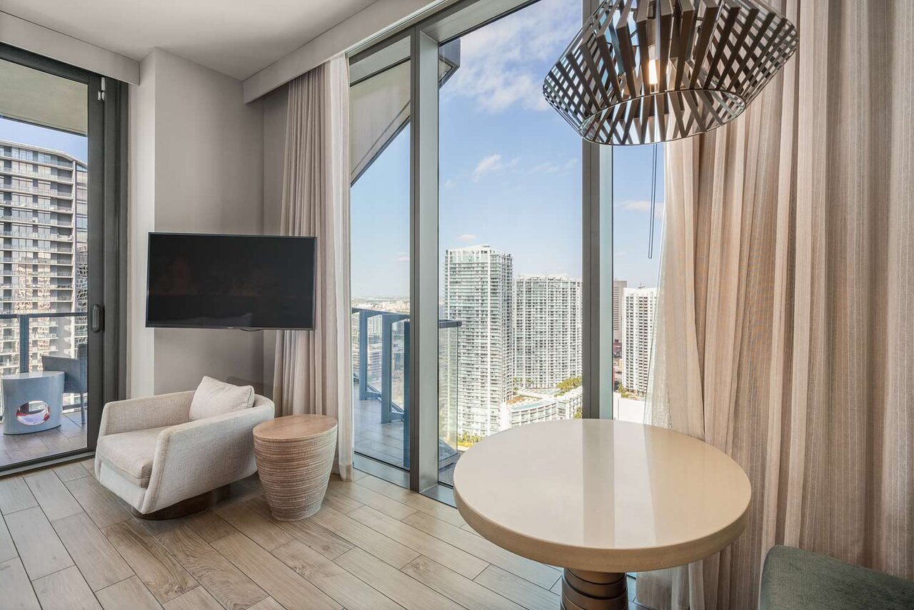 East Miami Preferred Lvx - 1