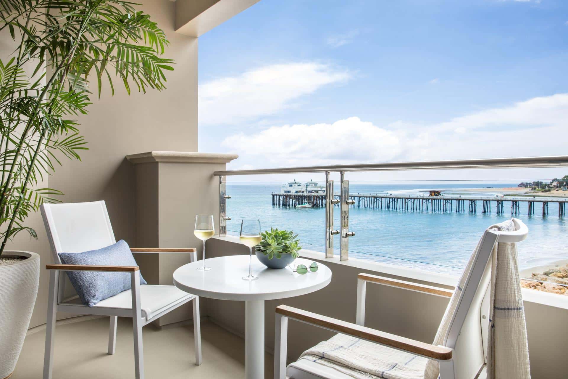 Malibu Beach Inn - 4