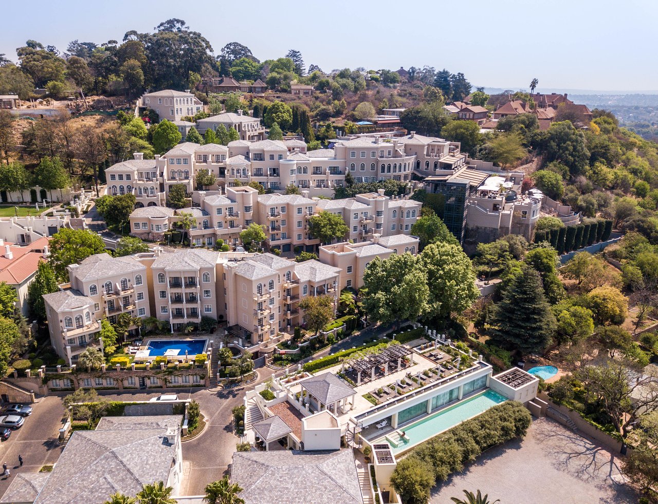 Four Seasons The Westcliff - 3