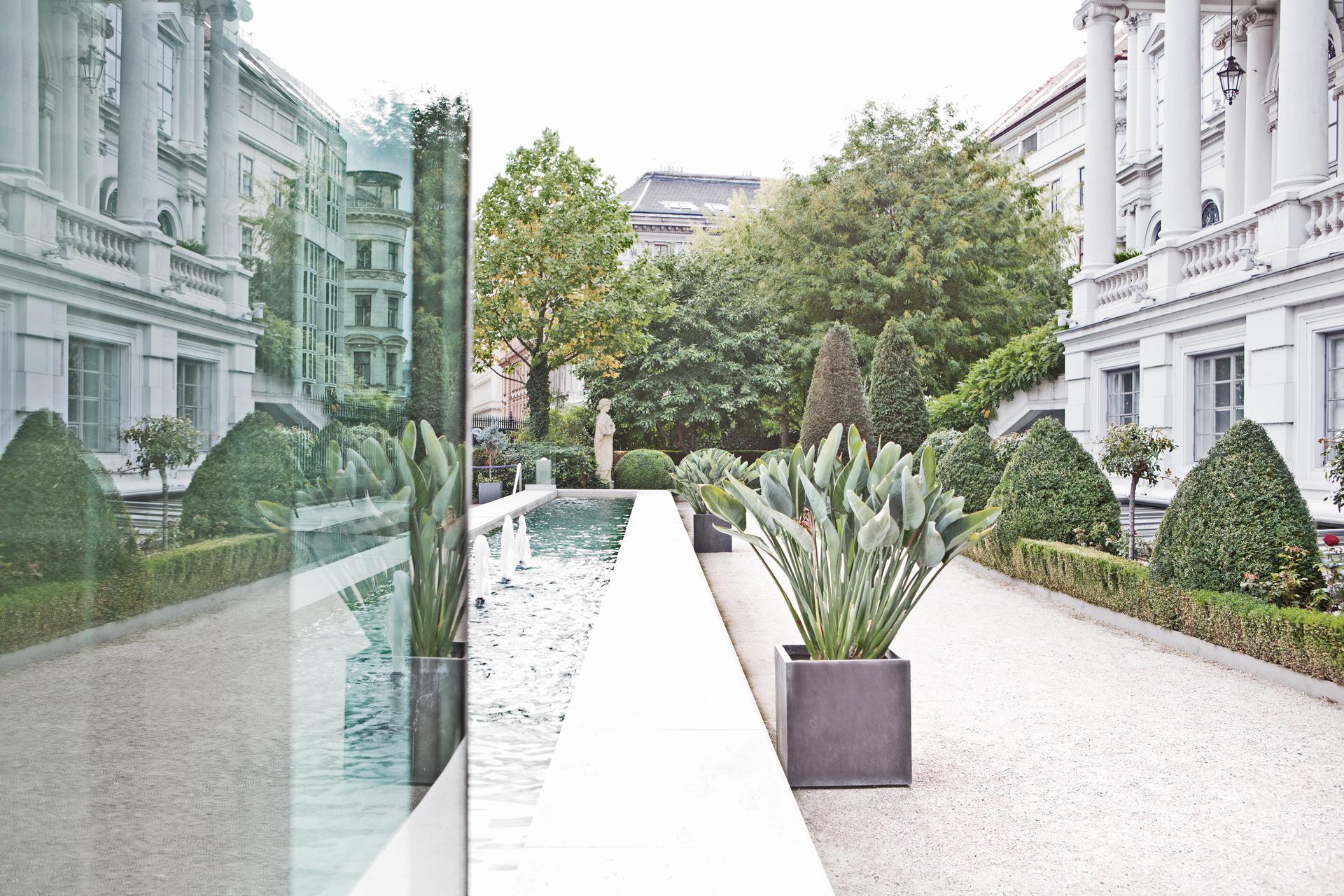 Palais Coburg Residenz - 4