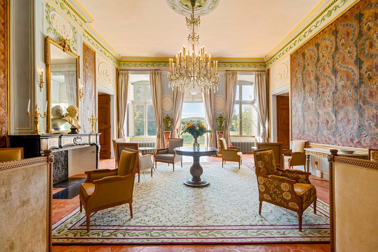 Chateau De Fonscolombe - 3