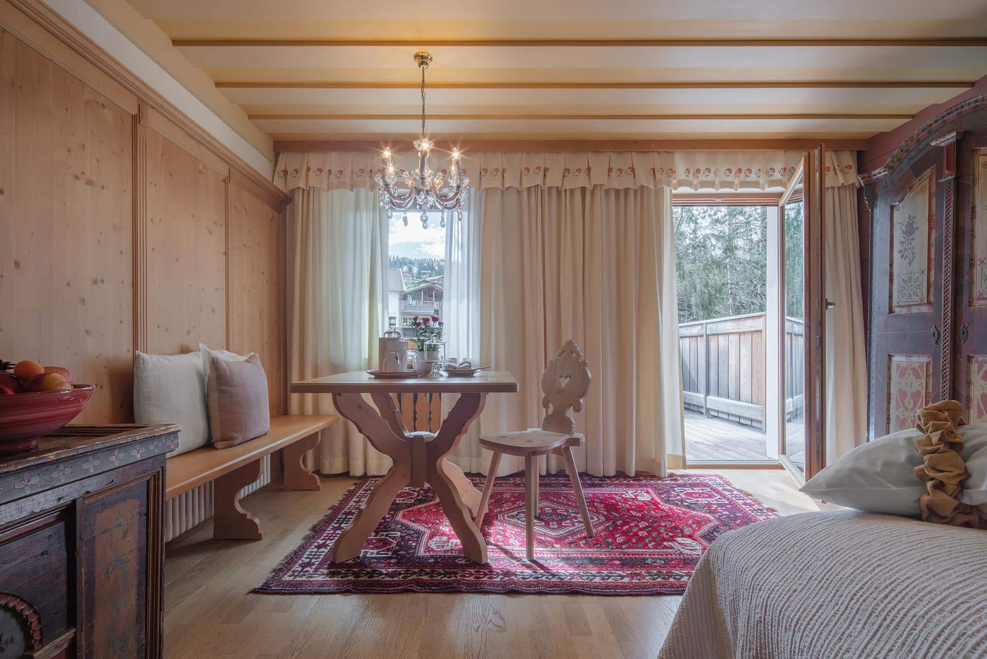 Hotel La Perla - 3