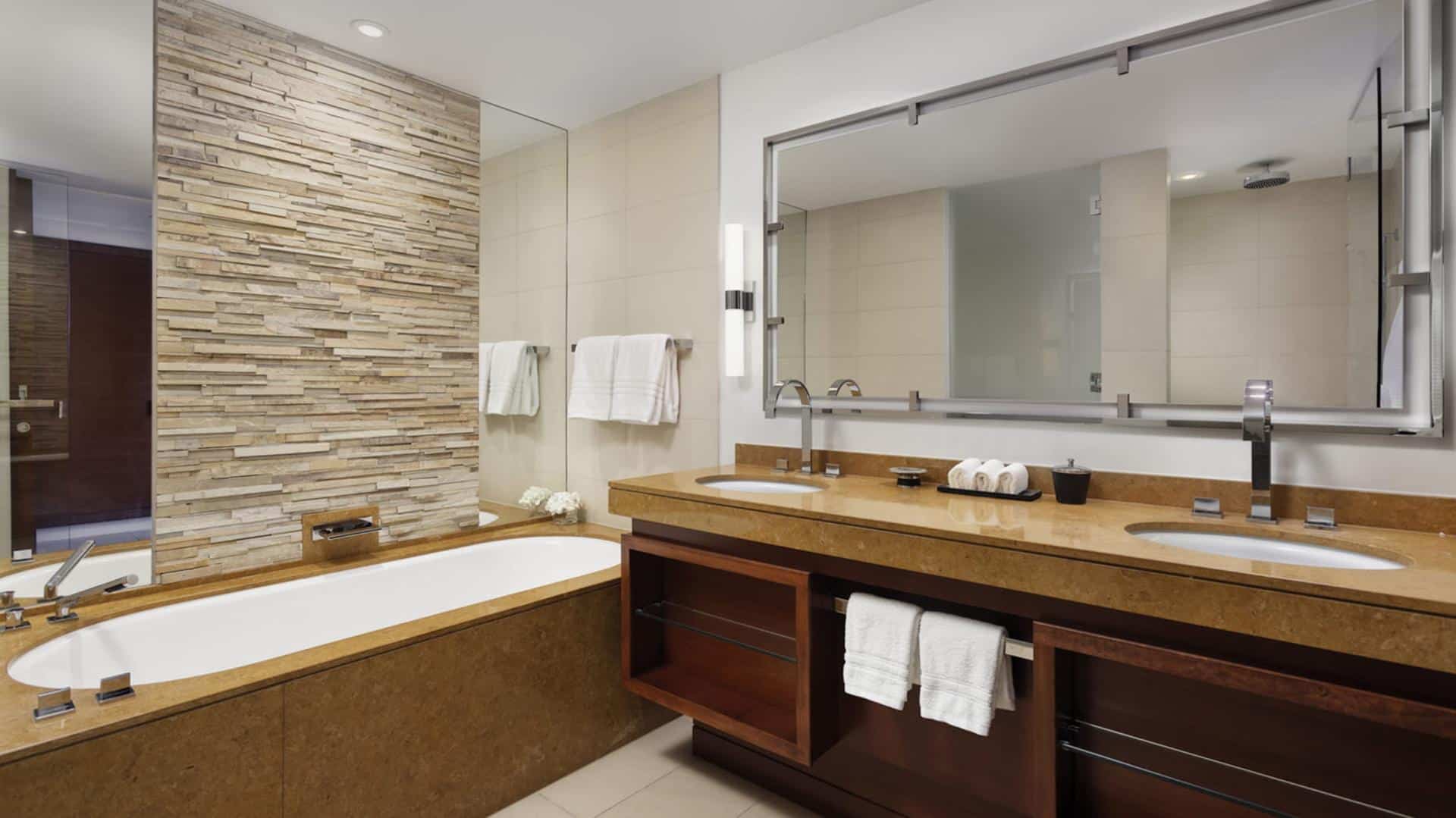 Four Seasons Hotel Denver - 5