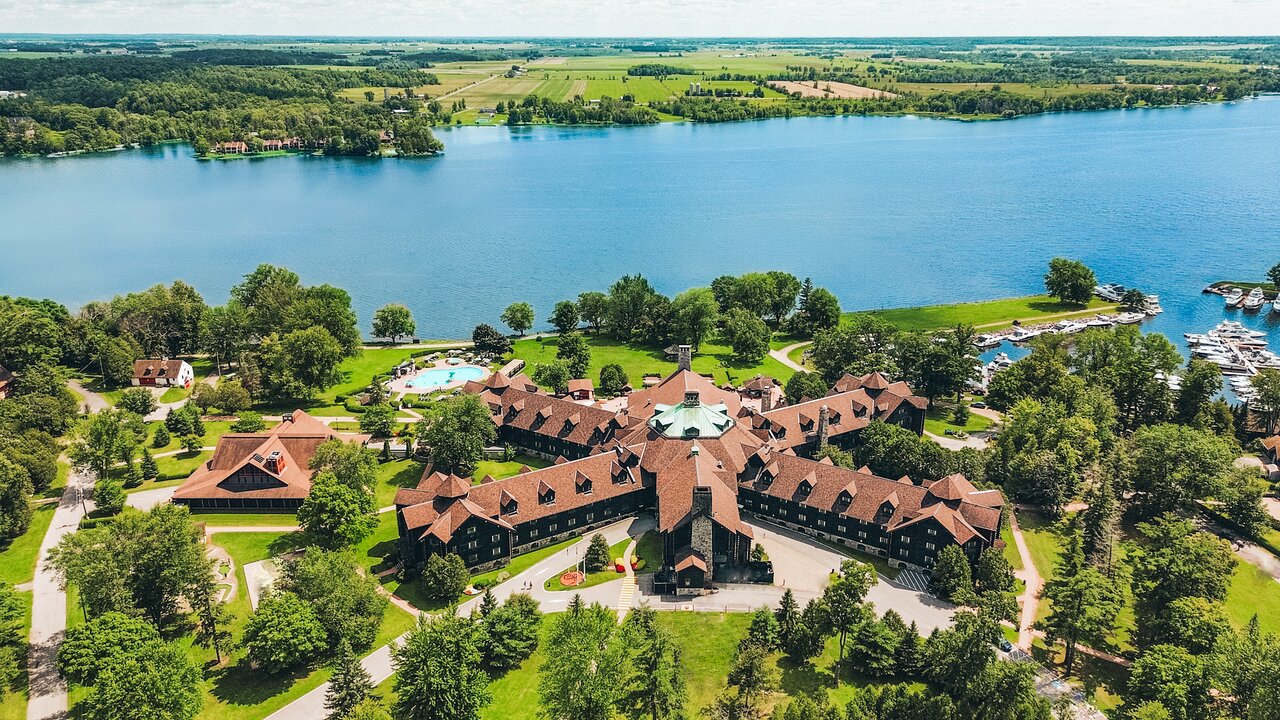 Fairmont Le Chateau Montebello