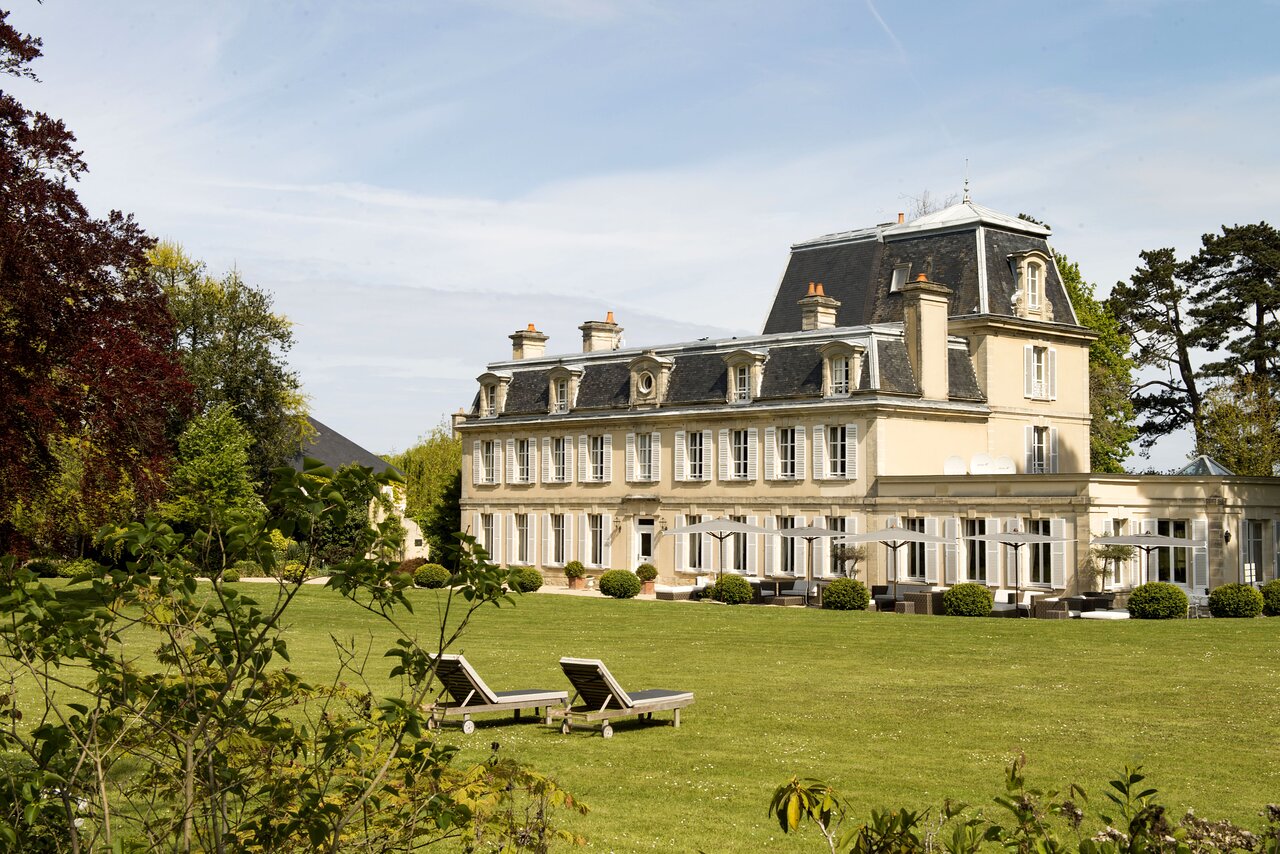 Chateau La Cheneviere - 1