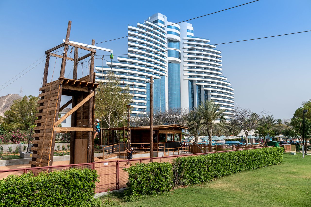 Le Méridien Al Aqah Beach Resort - 2