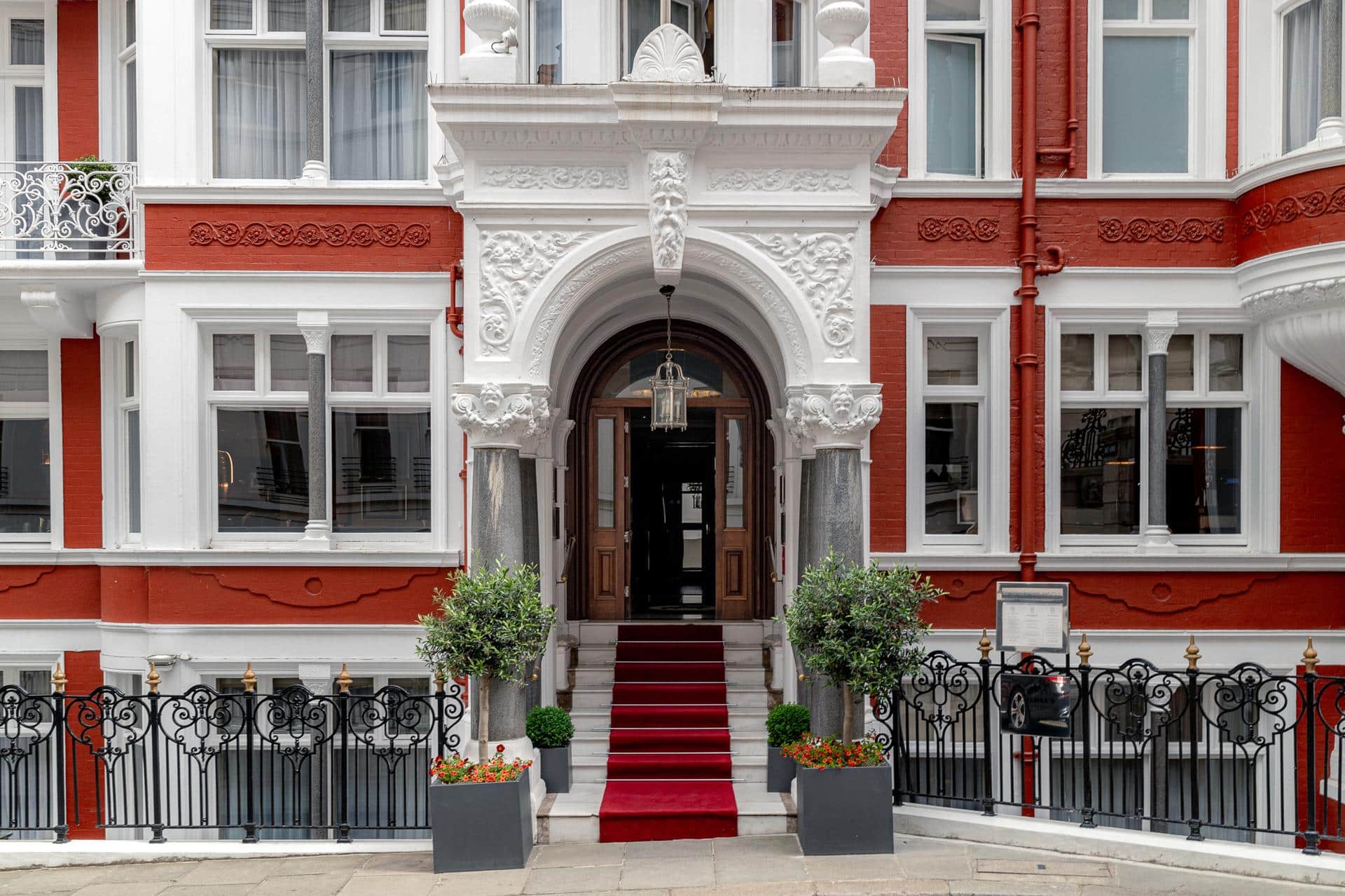 Mayfair Hotel - 1