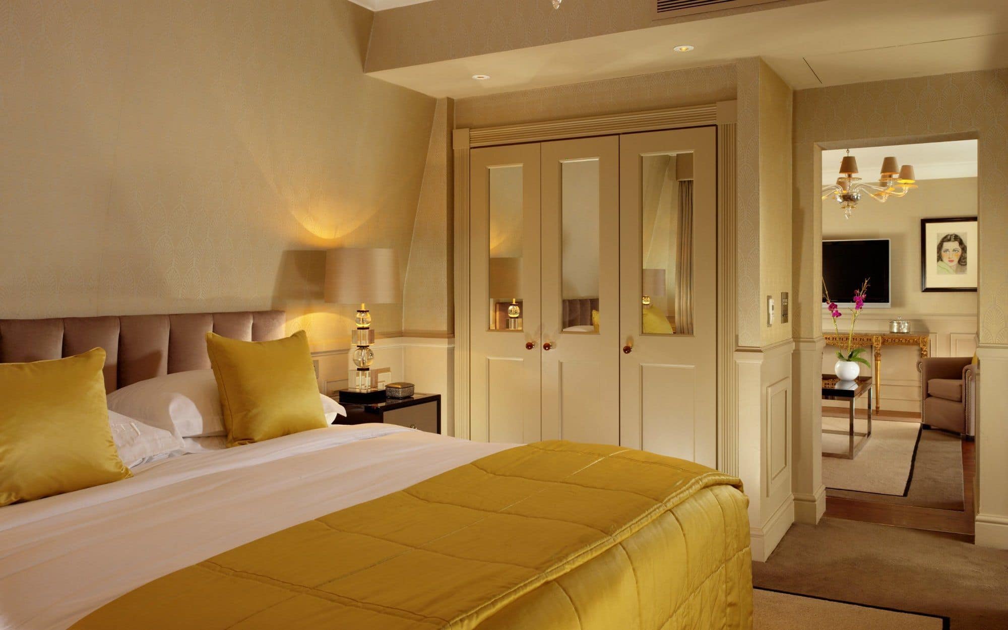 Mayfair Hotel - 5
