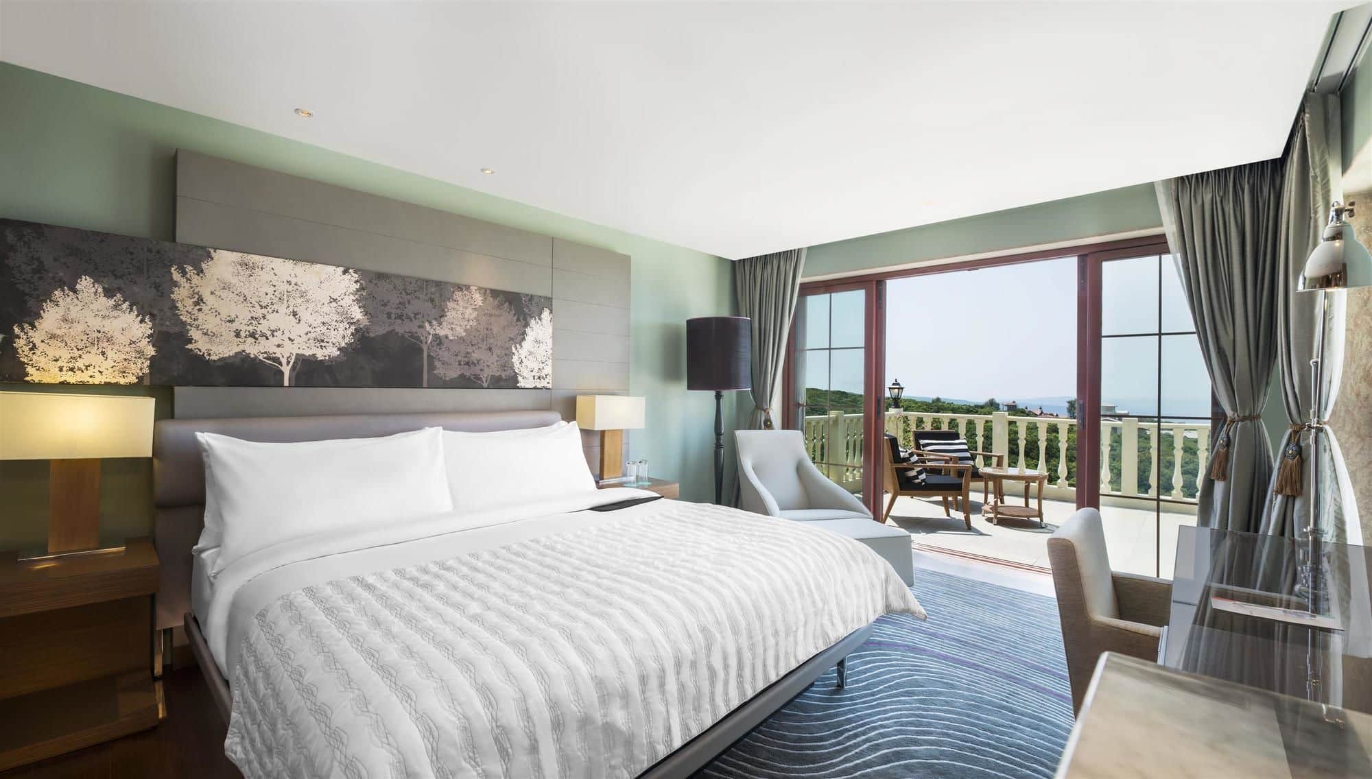 Le Meridien Mahabaleshwar Resort & Spa - 4