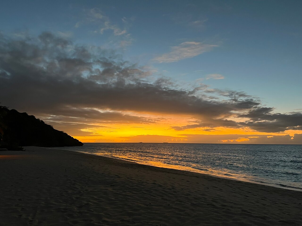 Galley Bay Resort And Spa - 2