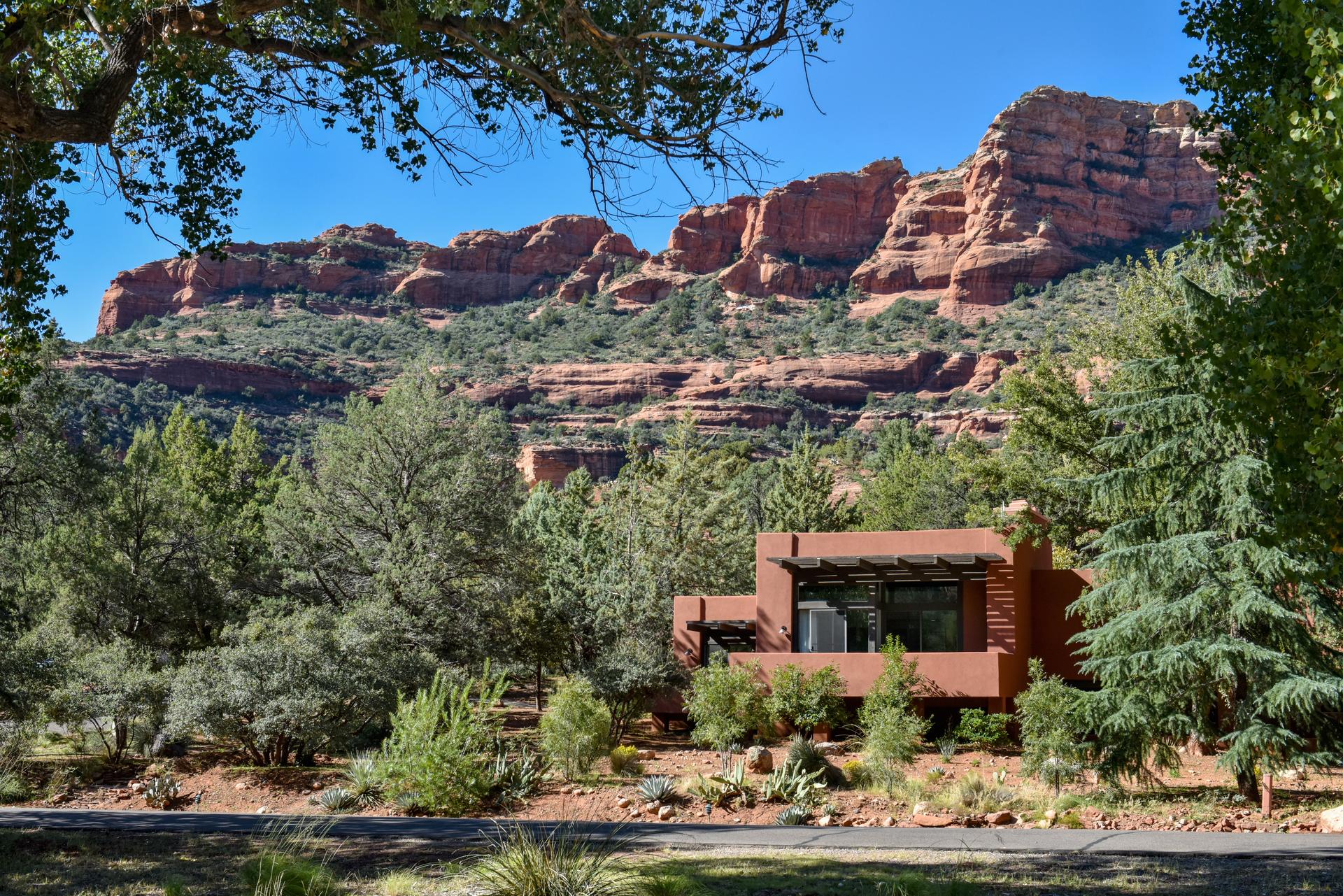 Enchantment Resort - 5