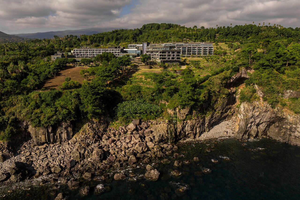 JW Marriott Jeju Resort & Spa - 3