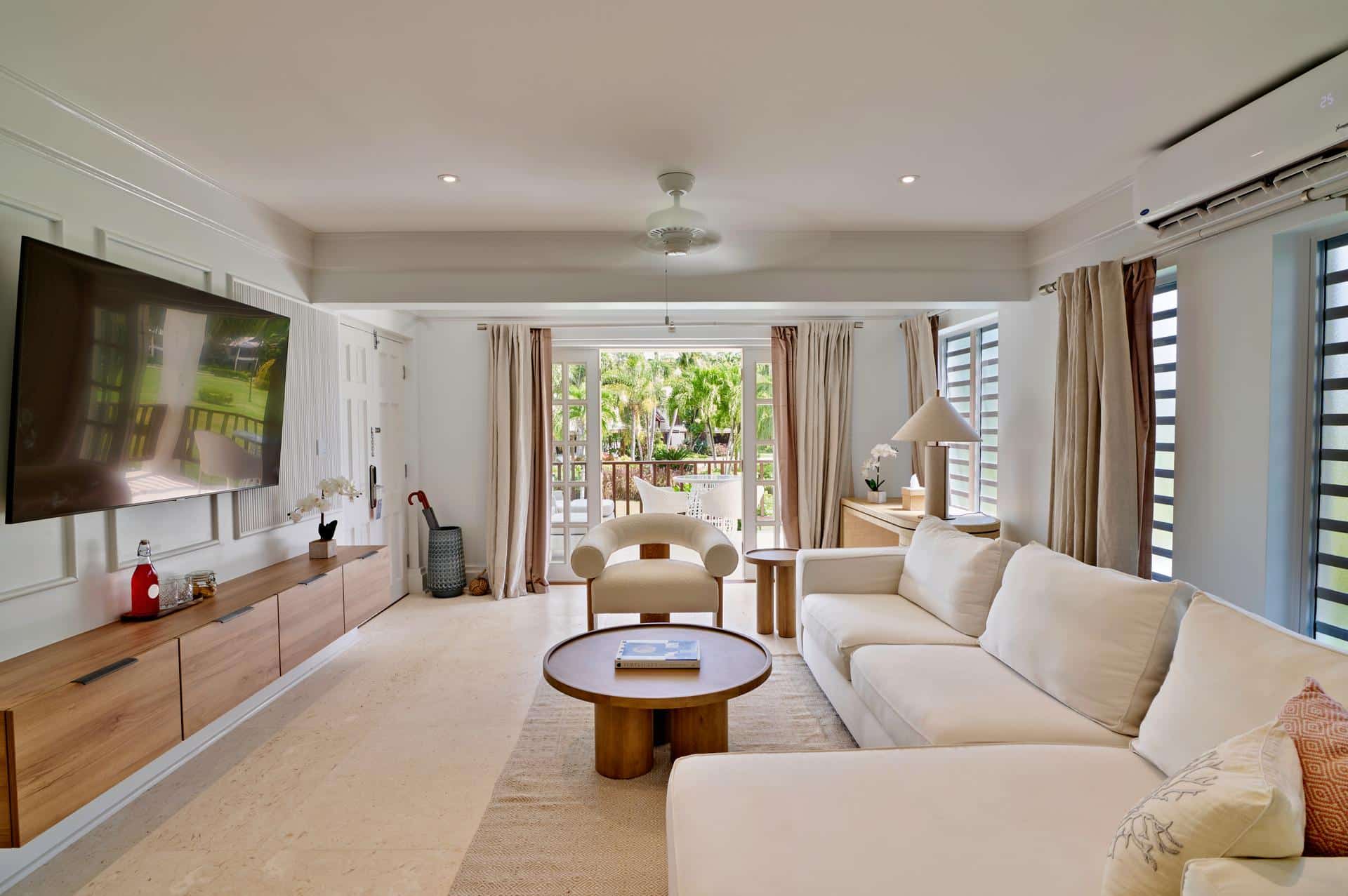 Calabash Hotel - 2