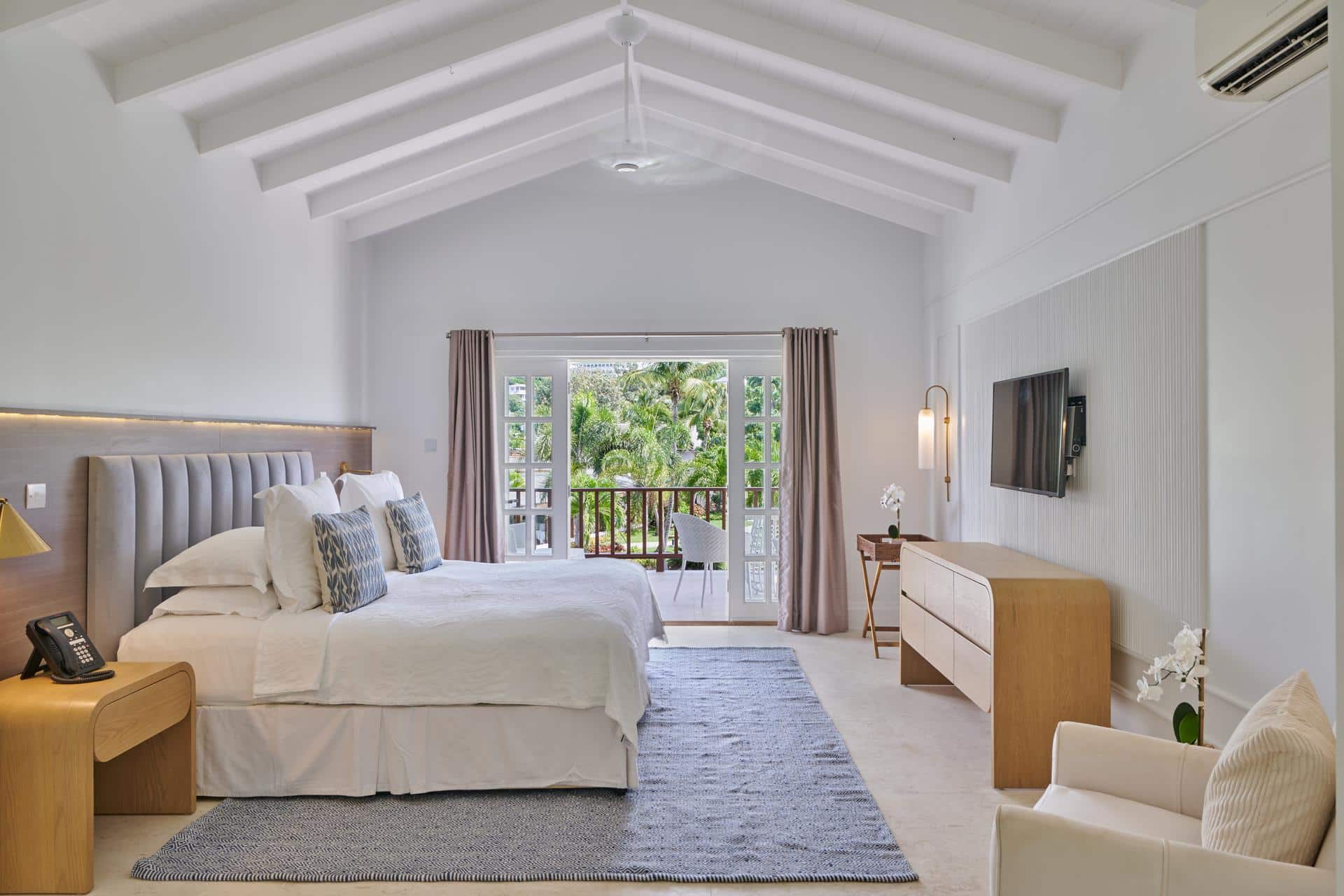 Calabash Hotel - 5