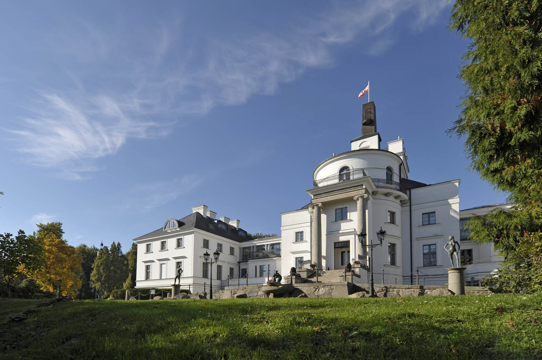 Schlosshotel Burg Schlitz - 3