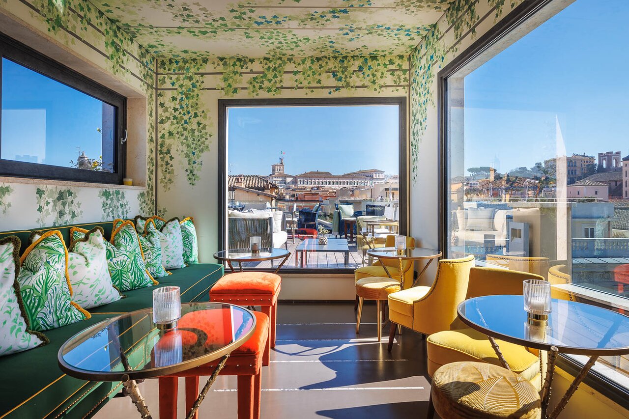 Singer Palace Hotel