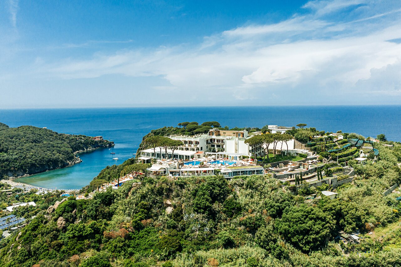 San Montano Resort & Spa - 3