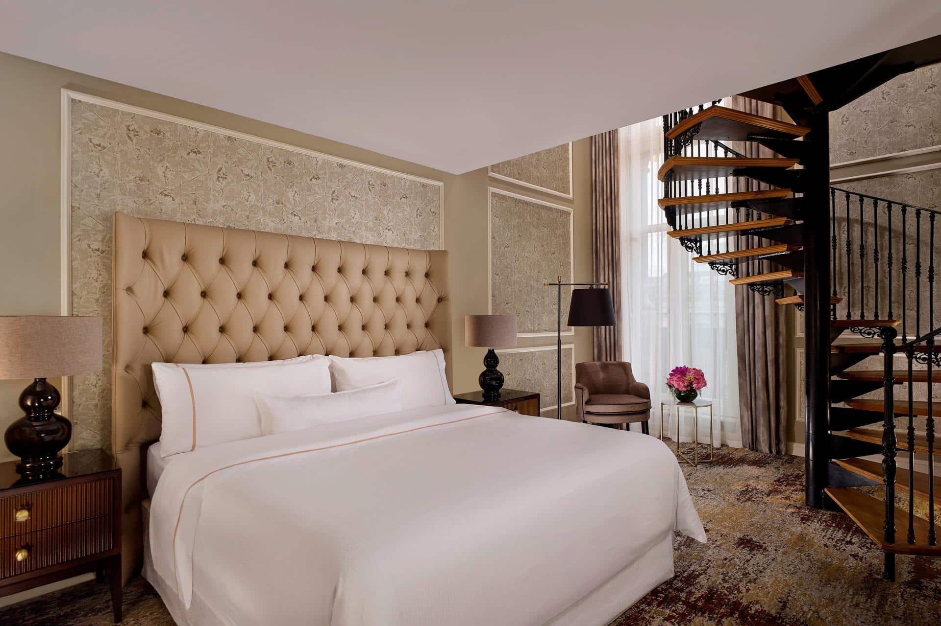 The College Green Hotel Dublin, Autograph Collection