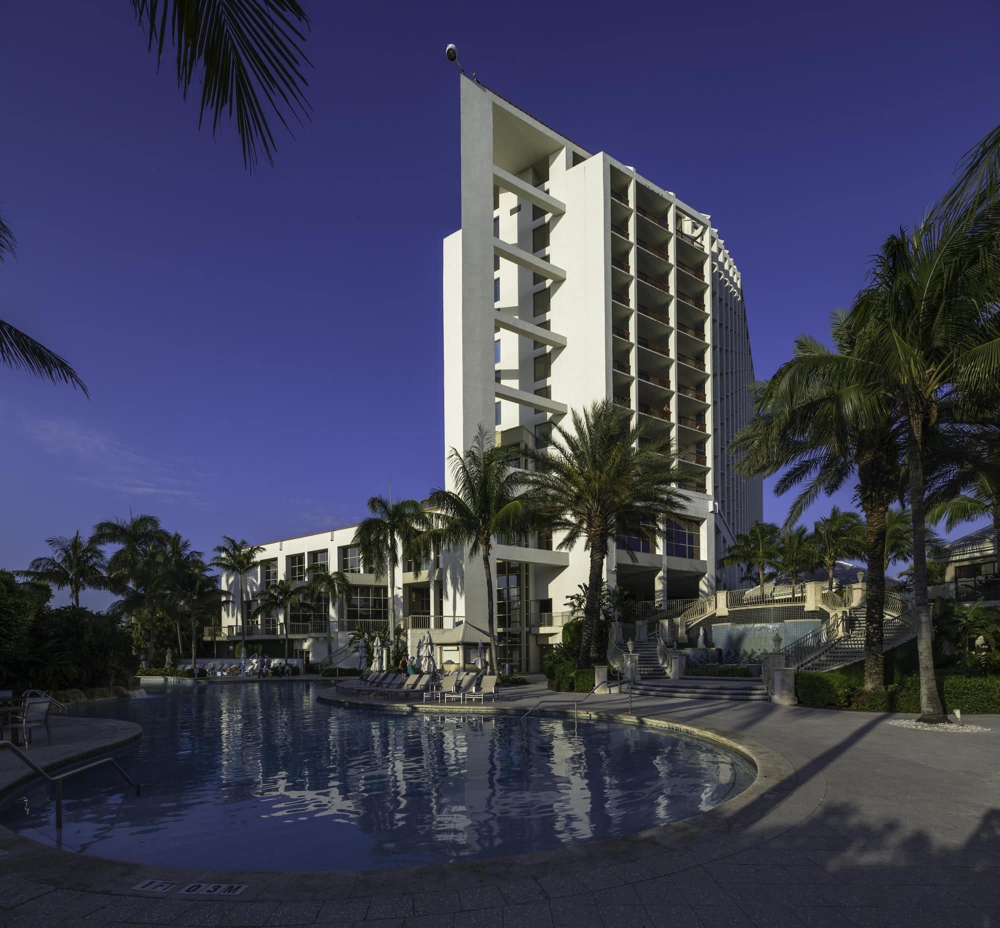 Naples Grande Beach Resort - 5